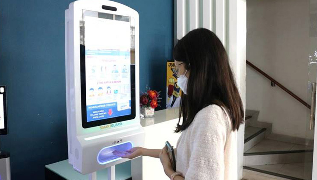ARTGUARD™, Digital Signage with Automatic Hand Sanitiser Dispenser